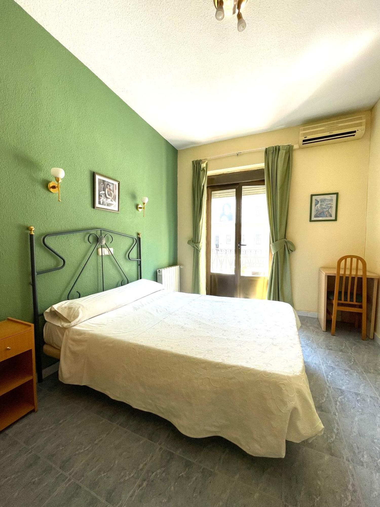 Residencia Fernandez Pensión